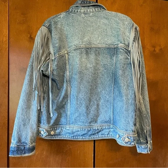 FREE PEOPLE FRINGE DENIM JACKET size medium - Picture 4 of 7